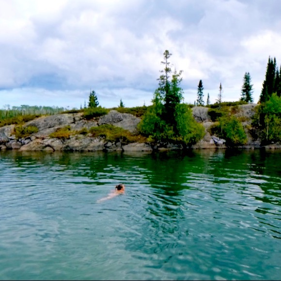 Meet your Posher, Amy - Picture 1 of 1